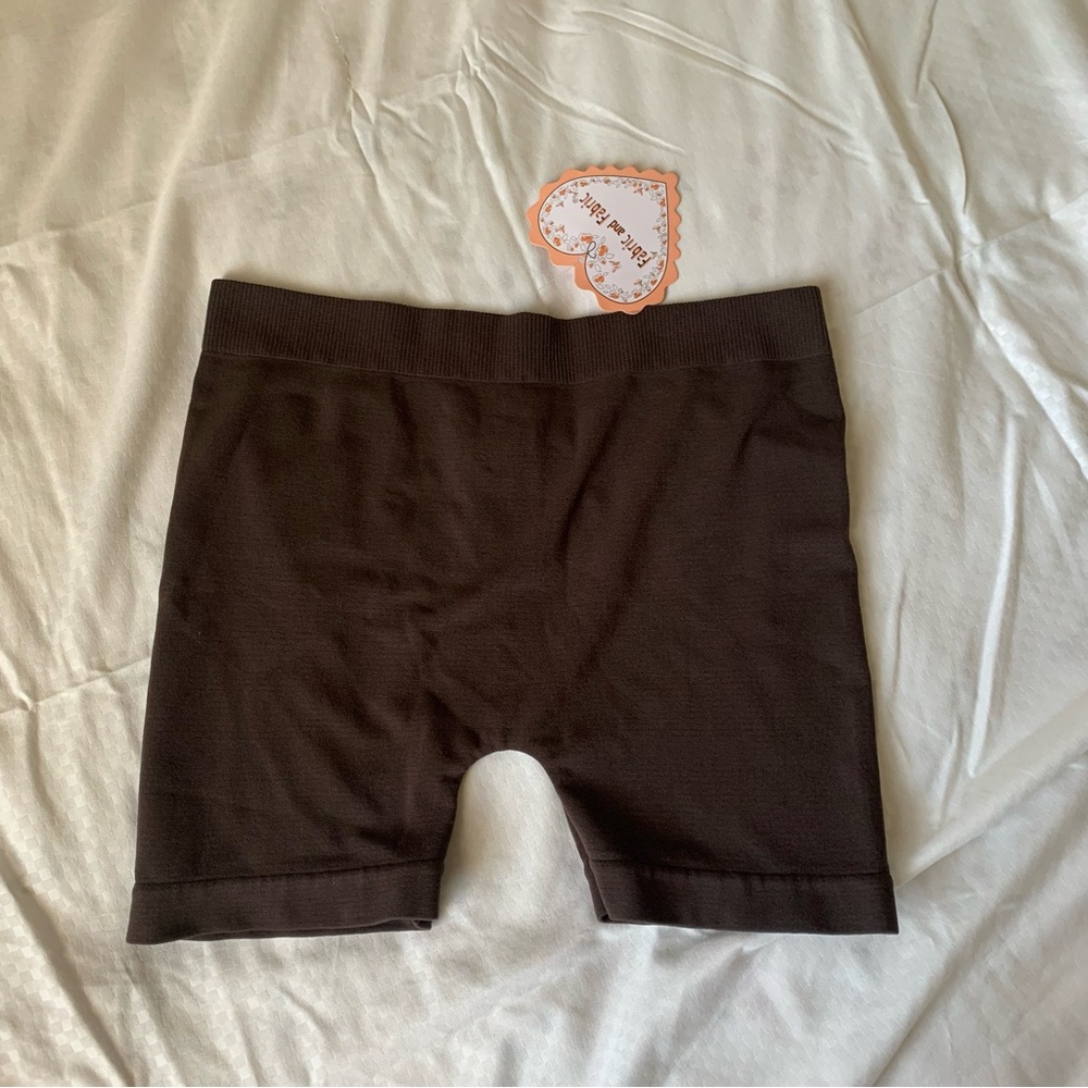 ୨୧ ･ﾟ✧ F&F Mini Brown Shorts NWT